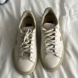 Veja women’s size 8